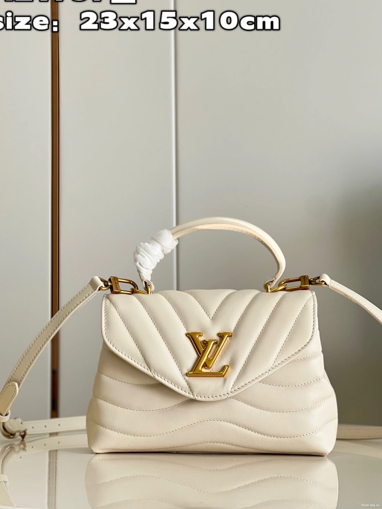 First bag ru HOLD VUITTON ME LOUIS 0801